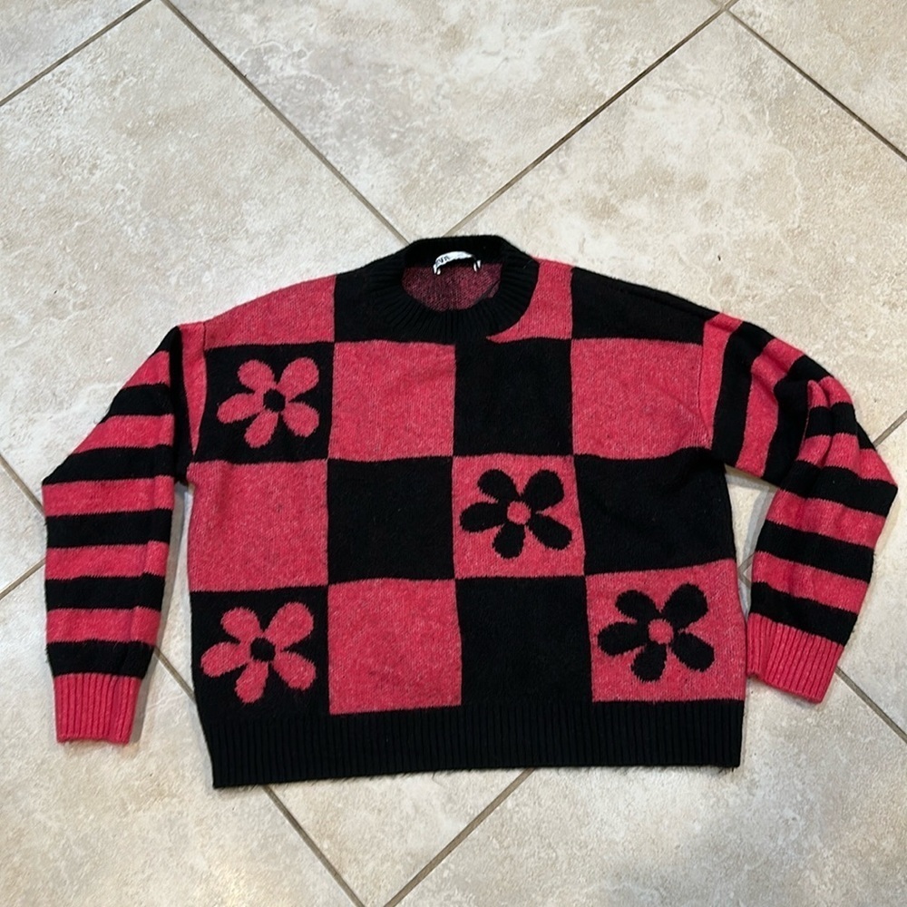 Zara Black Pink Checkered Floral Fuzzy Sweater L